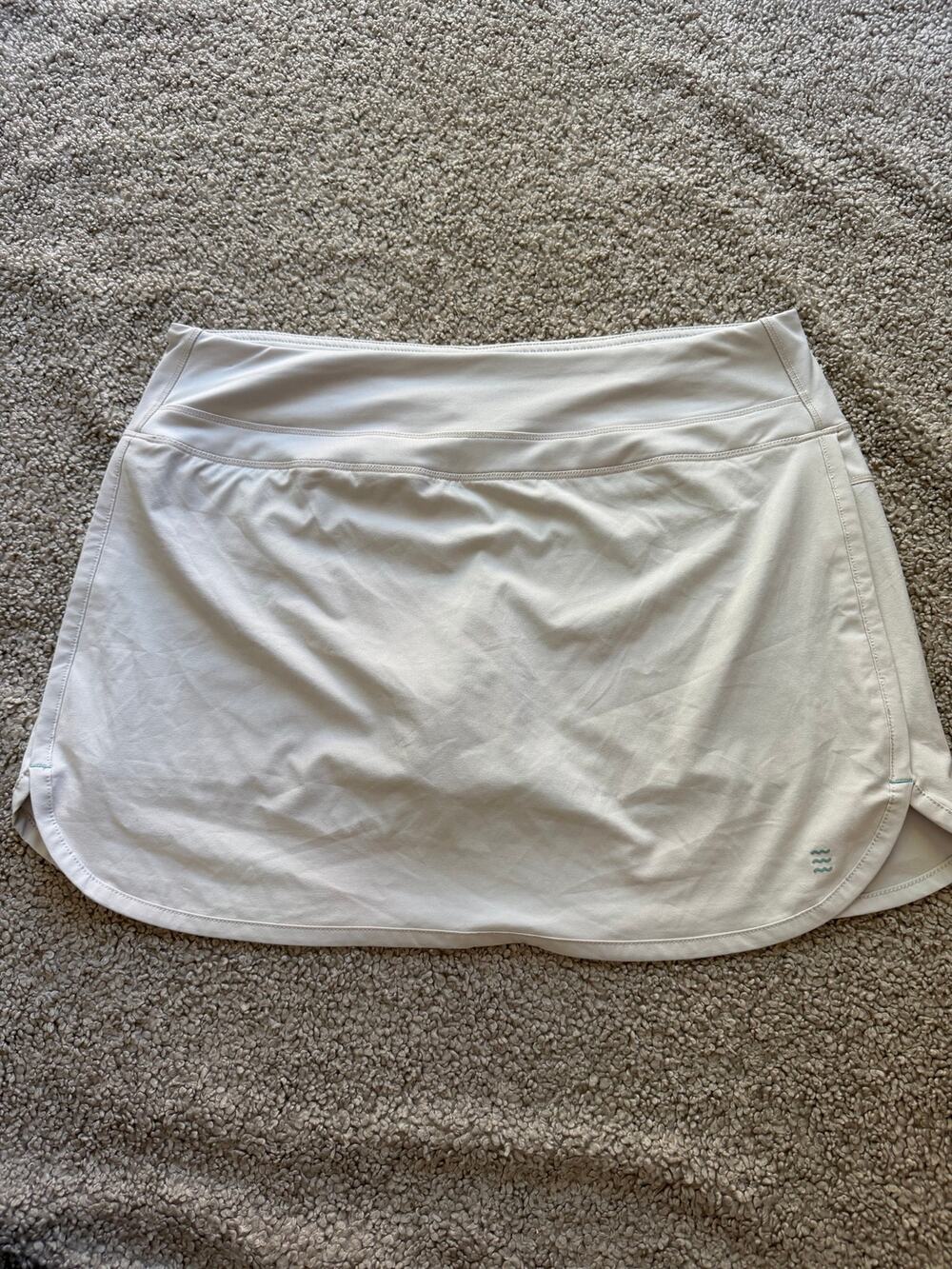 Free Fly Women’s Bamboo-Lined Breeze Active Skort - Long 15” Light Gray Size L